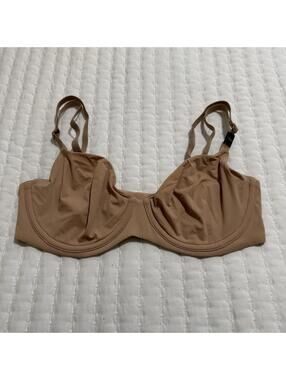 Victoria’s Secret 32DD Body By Victoria Unlined Demi Bra NWT Nude Beige $36.50